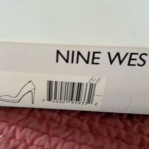 New Nine West bone color pumps